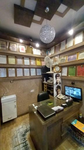 آموزشگاه آرایشگری مردانه مهدی