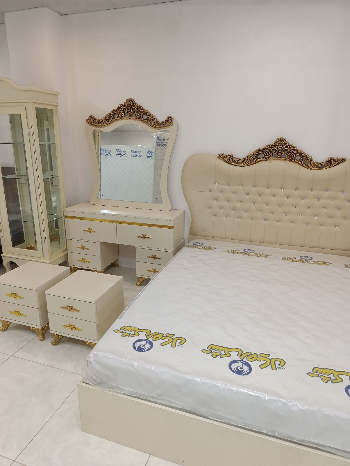 تولیدی سرویس خواب چوب سبز