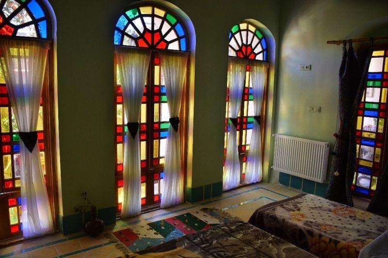 اقامتگاه بوم گردی هفت رنگ