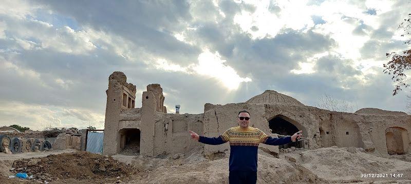 اقامتگاه عمارت ایوان