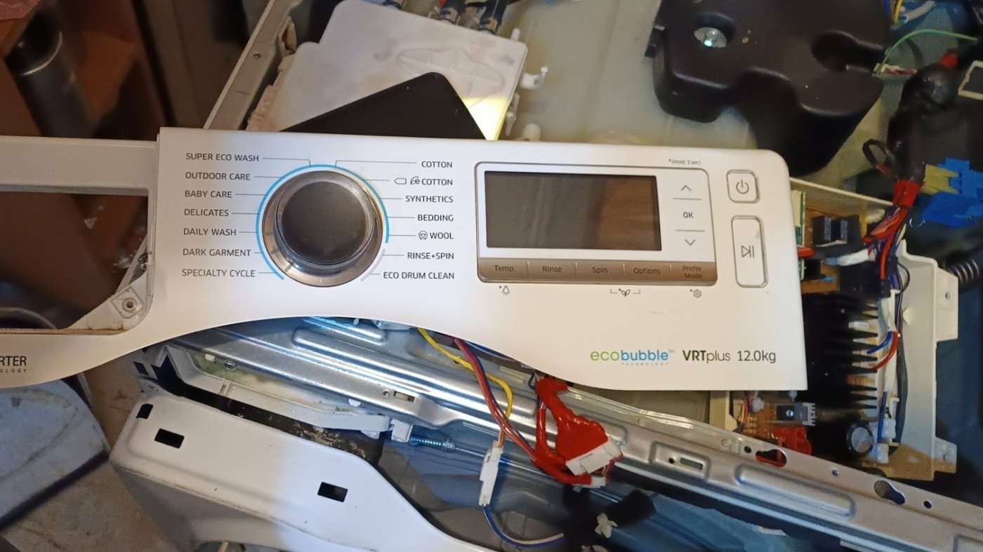 جلال هداوند