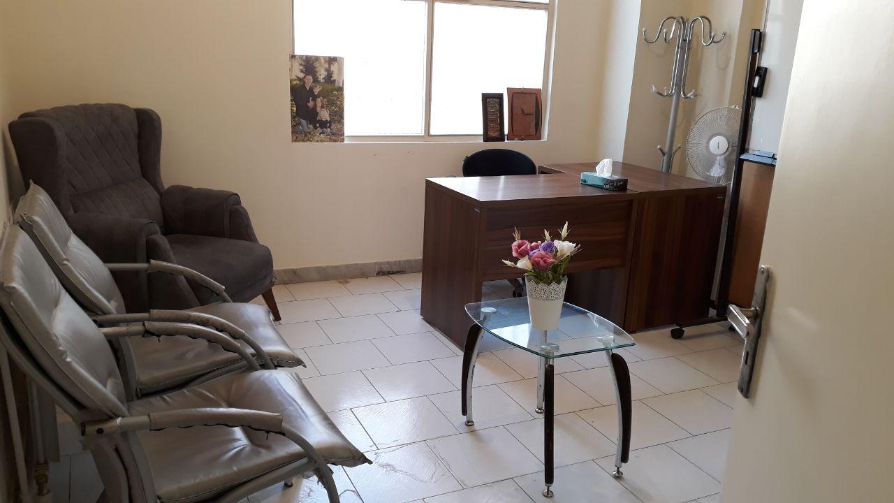 مطب روانشناسی و مشاوره دکتر عاطفه اقتباس