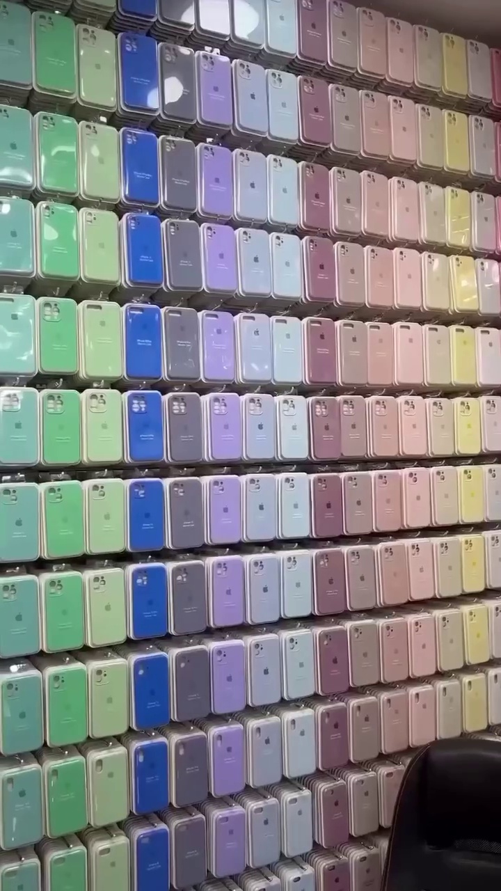 اهورا استور