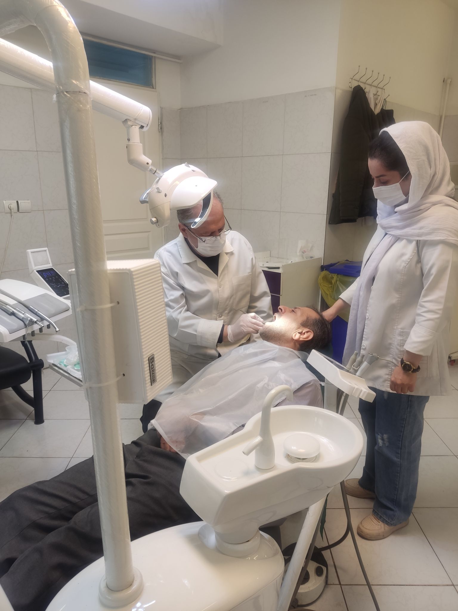 کلینیک دندانپزشکی دکترهوشنگ اسماعیل نژاد