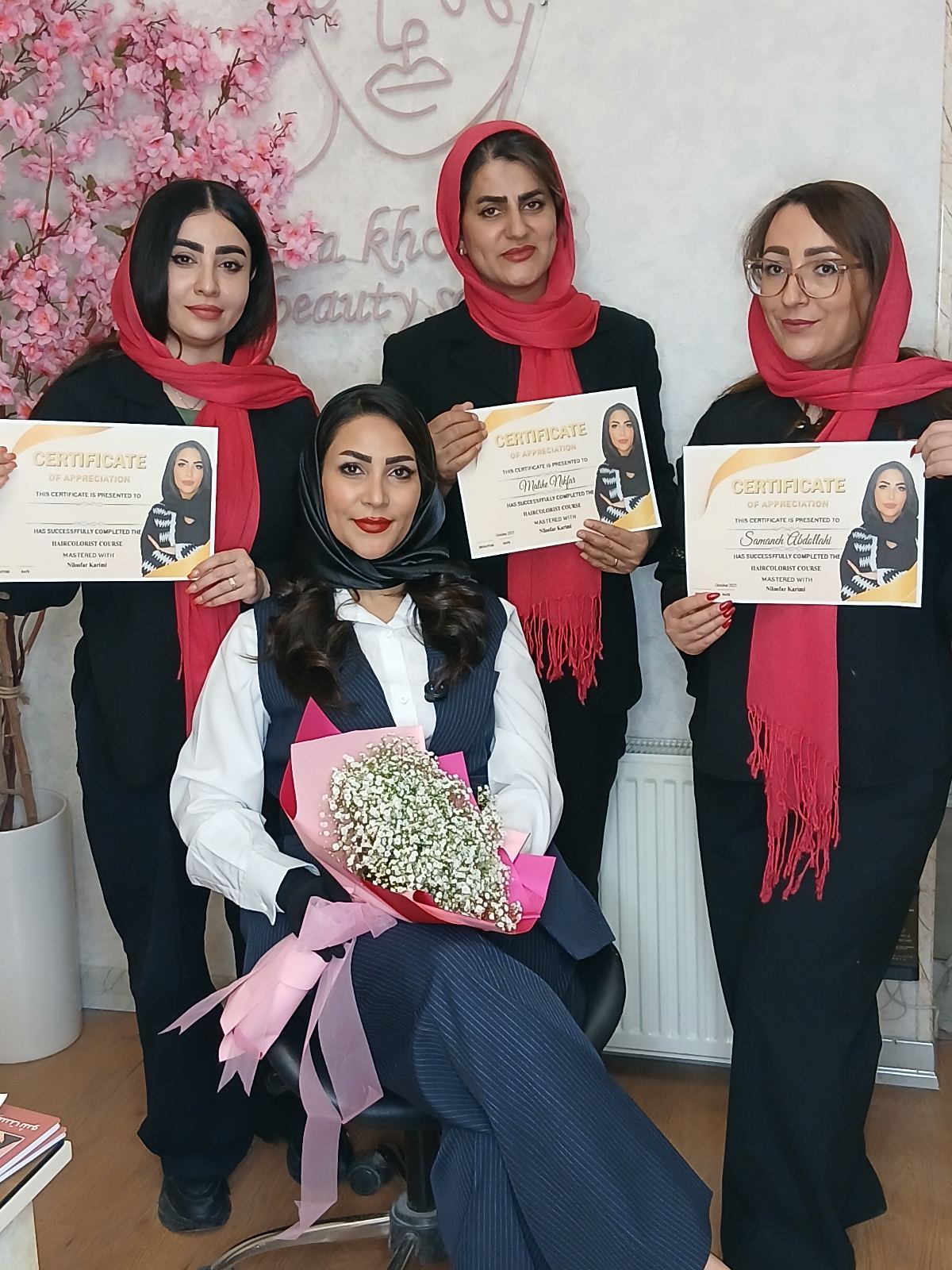 رنگکده ی تخصصی ومرکز احیاوصافی