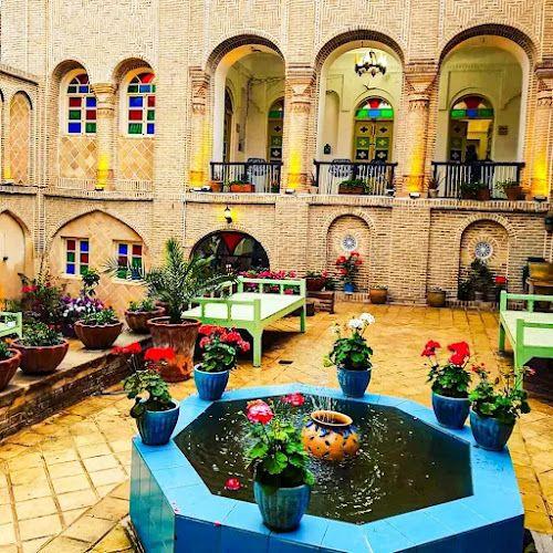 Tabib Traditional Hotel