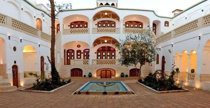 اقامتگاه سنتی اطلسی کاشان