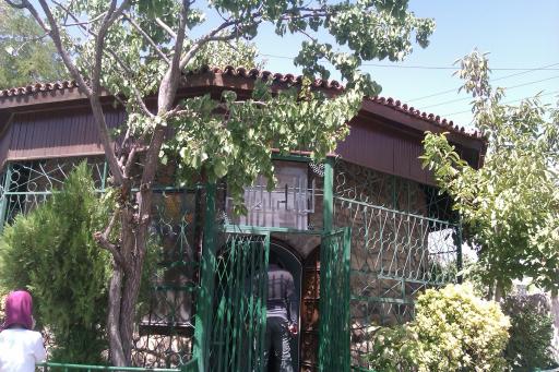 آرامگاه پروفسور حسابی