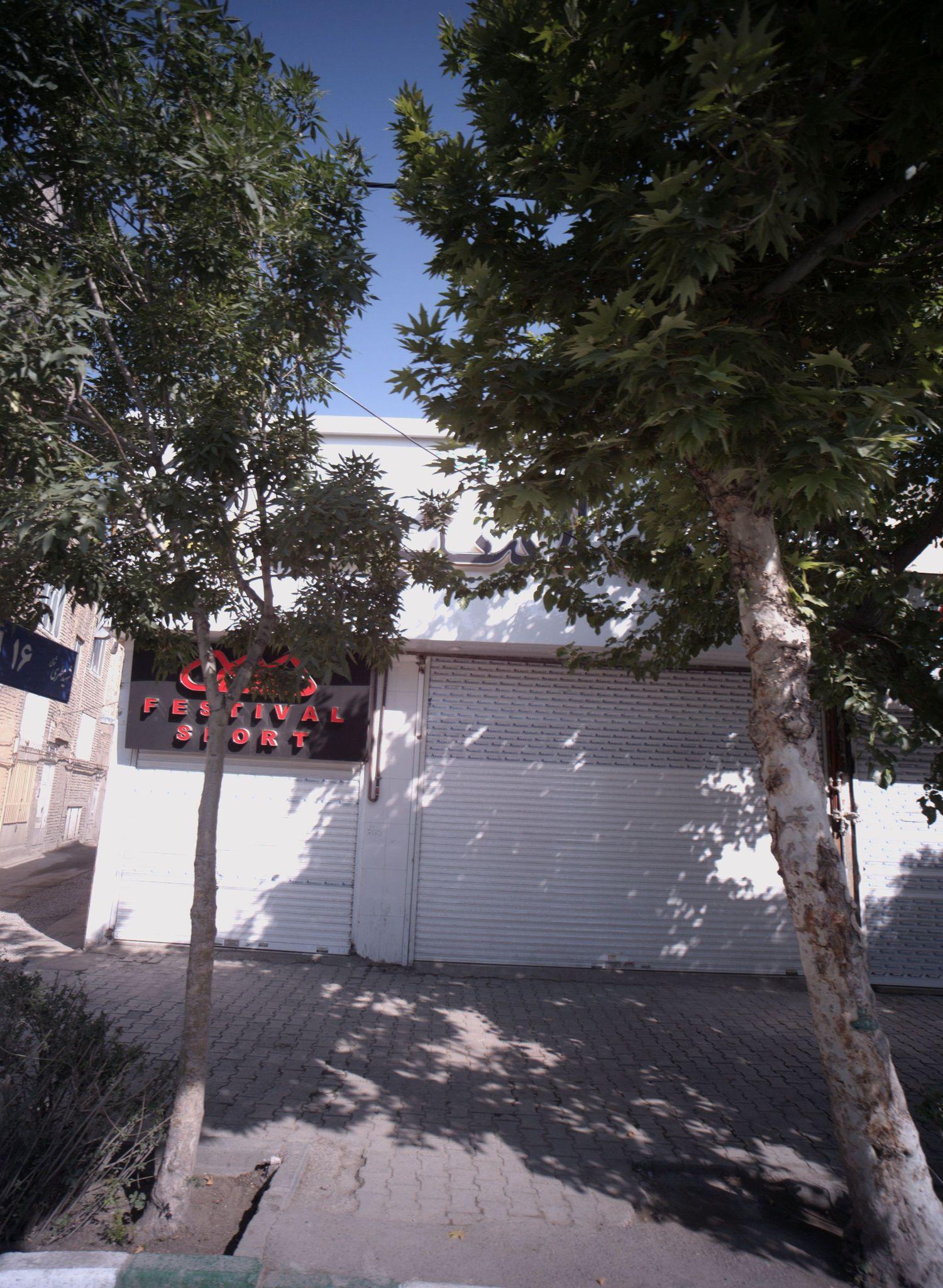 خدمات تیوبلس تعویض لاستیک بالانس گرامی