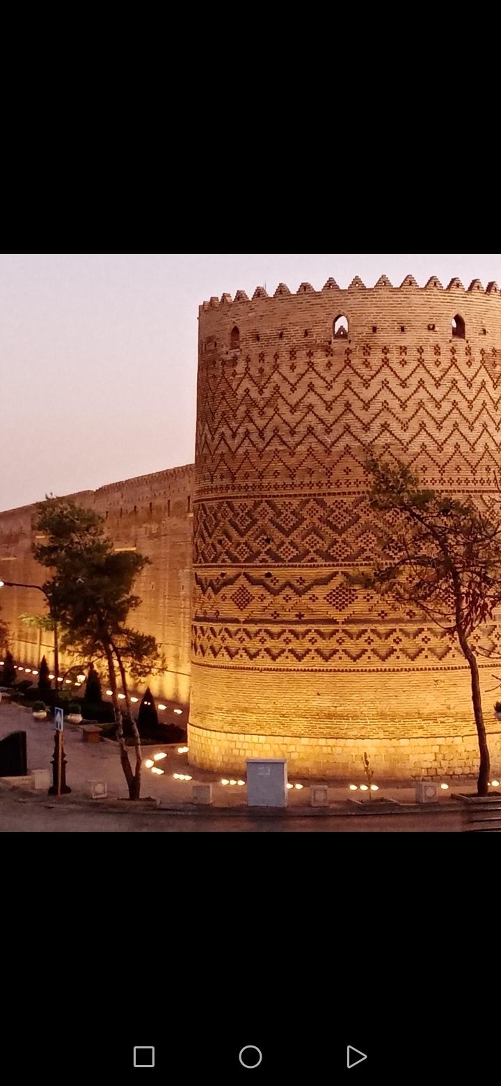 رستوران هخامنش