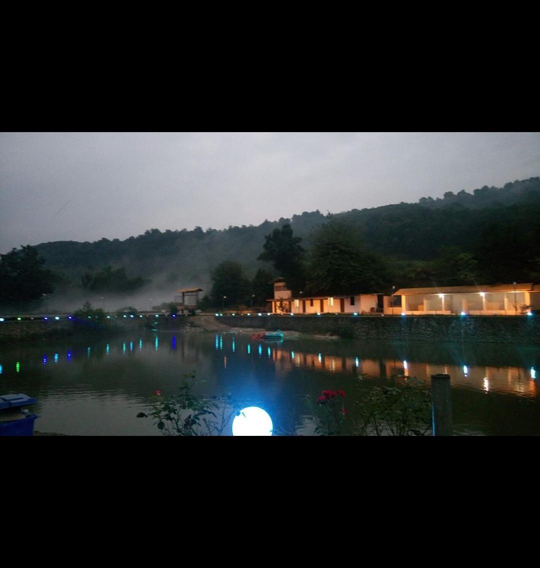 مجتمع تفریحی گرو شیرزاد