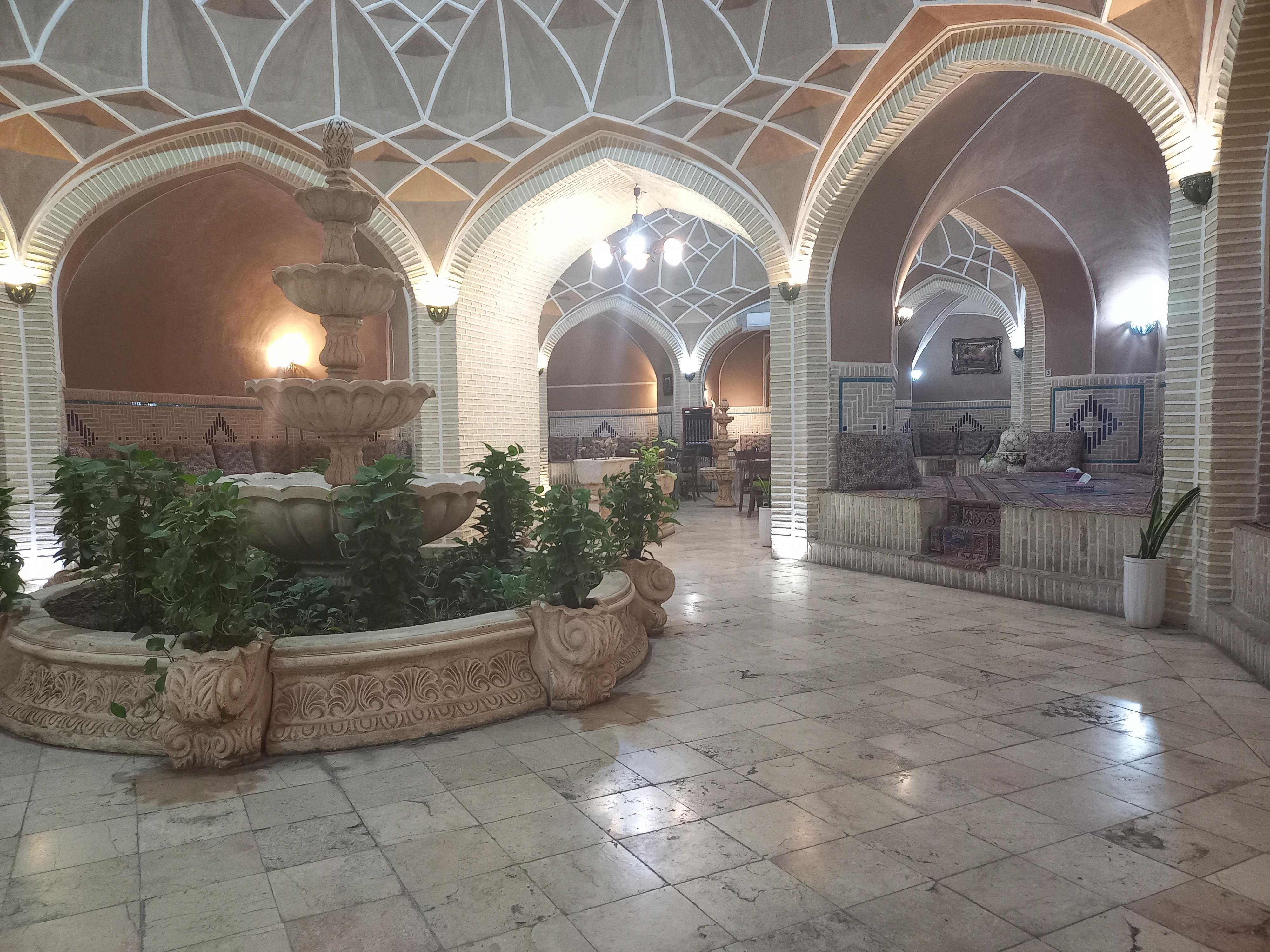 رستوران شاه مردان