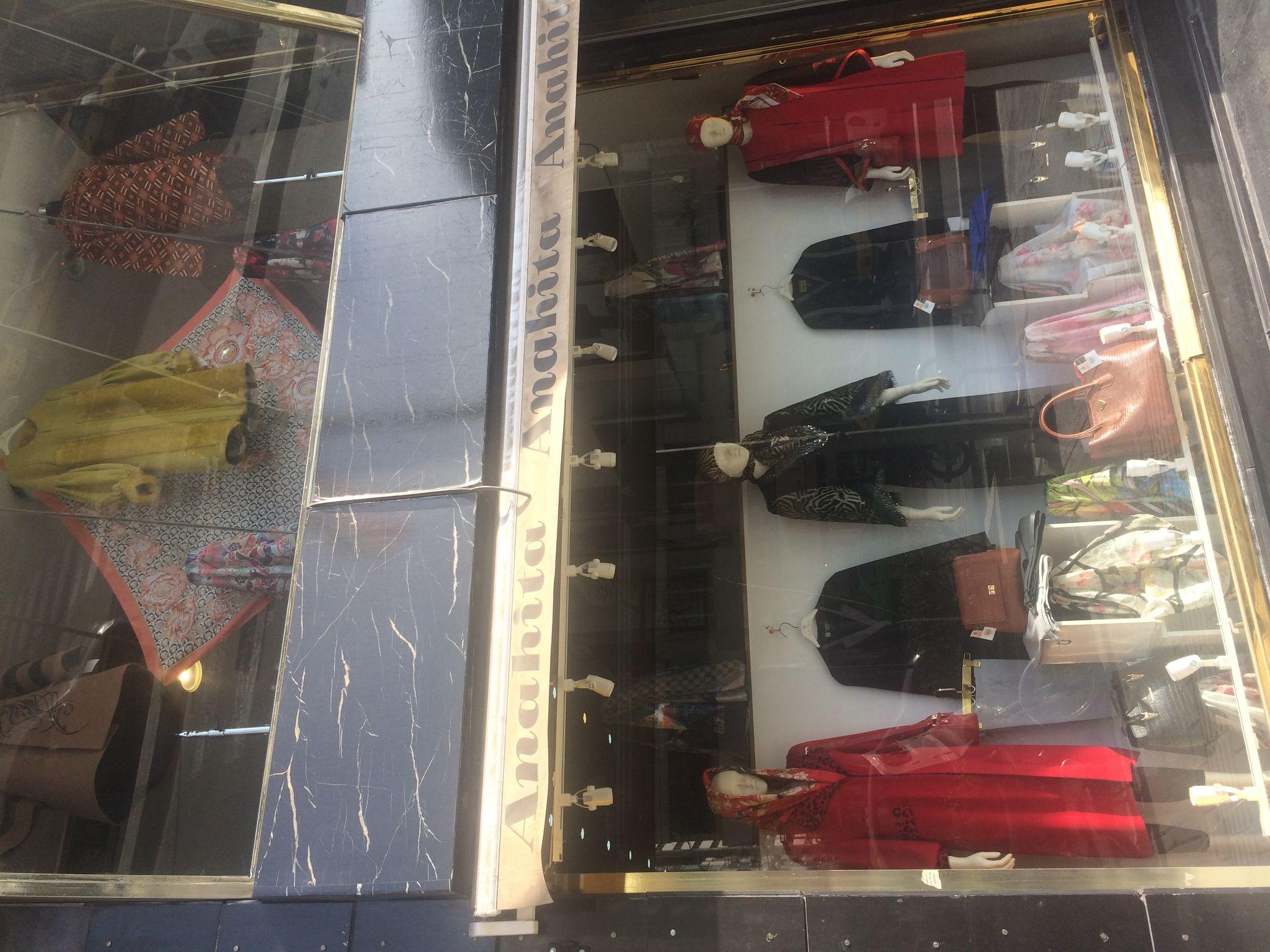 مانتو فروشی آناهيتا