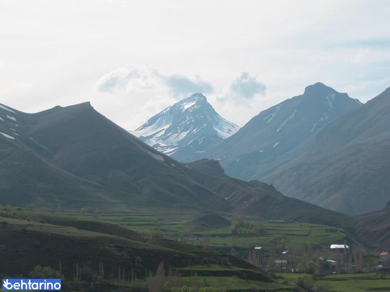 آزاد کوه (شاهزاده کج گردن)