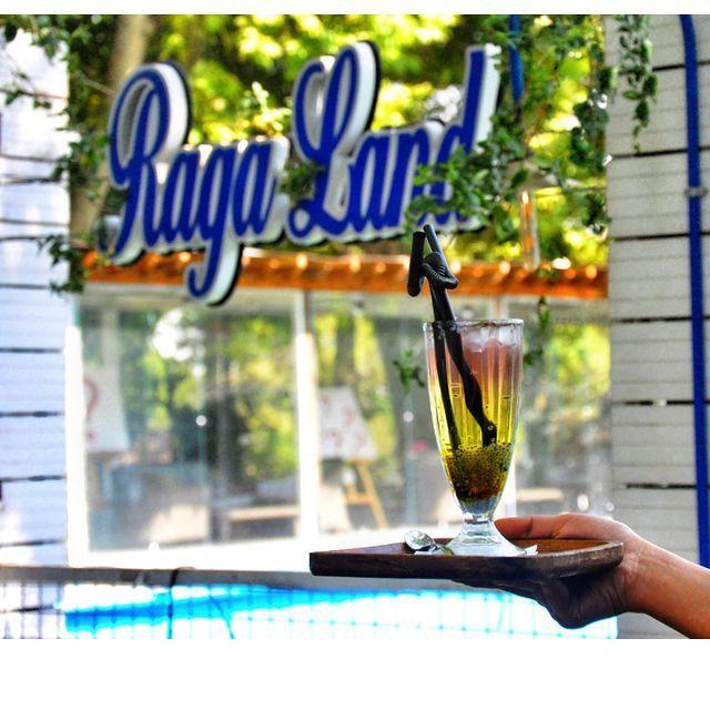 کافه رستوران راگا لند