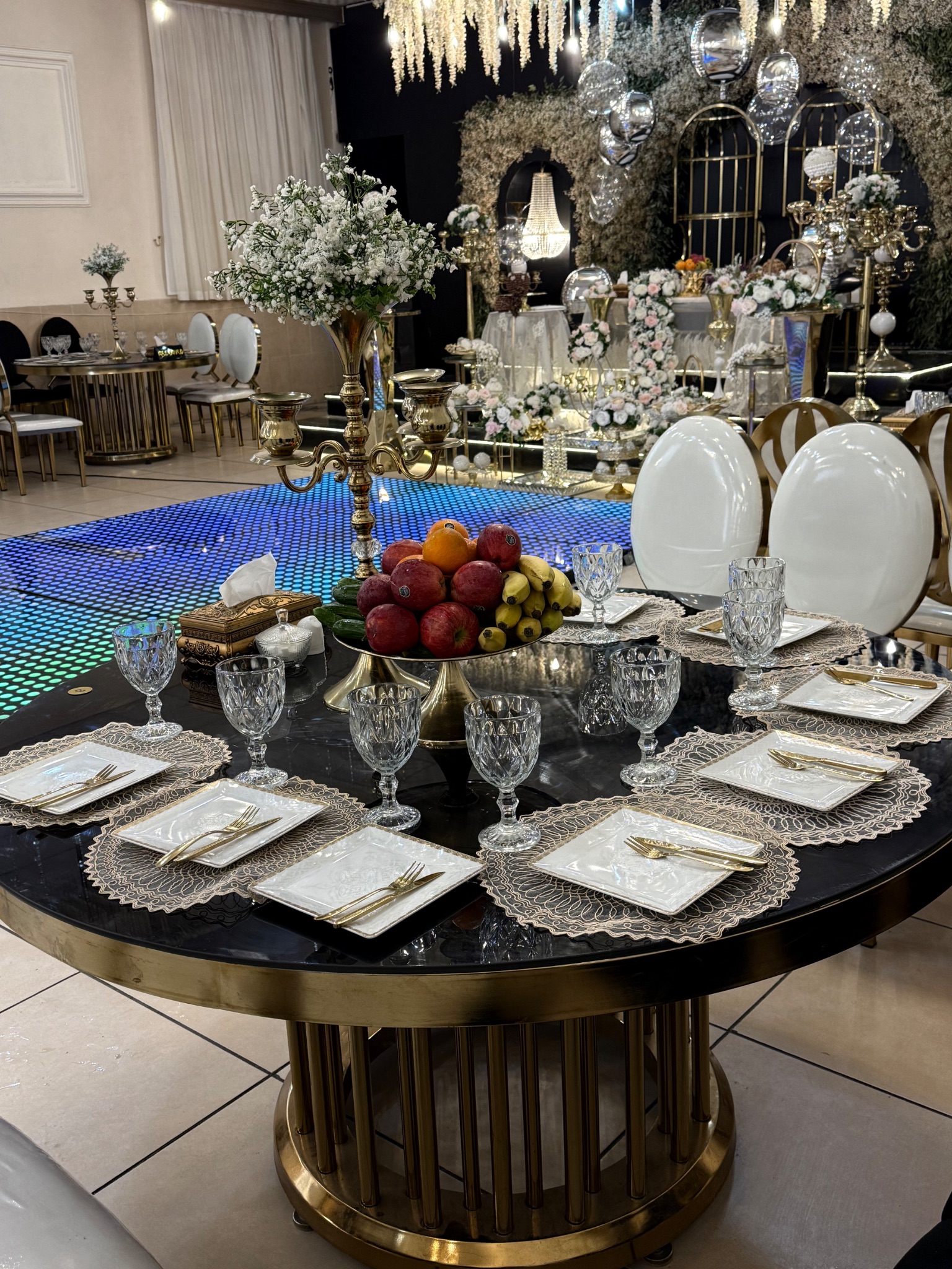 باغ تالار نیلوفر