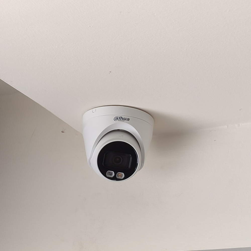 عباس آذریان
