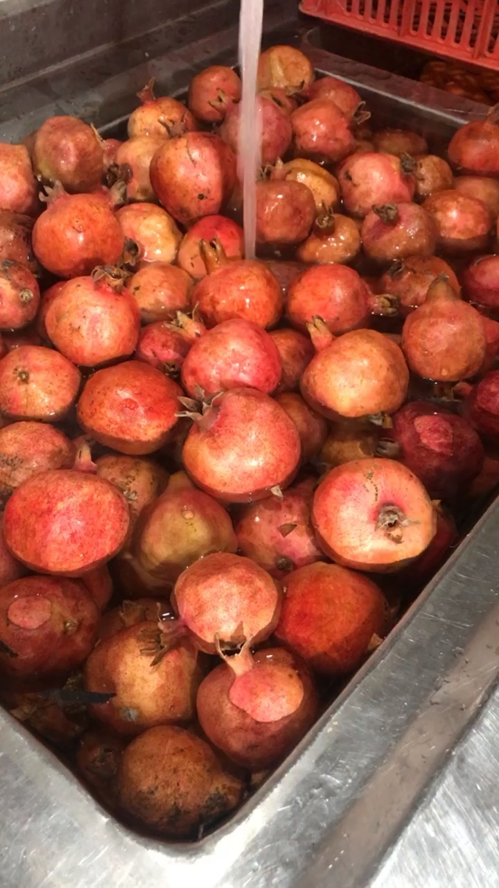 آب میوه بستنی فروشی مستر هویج