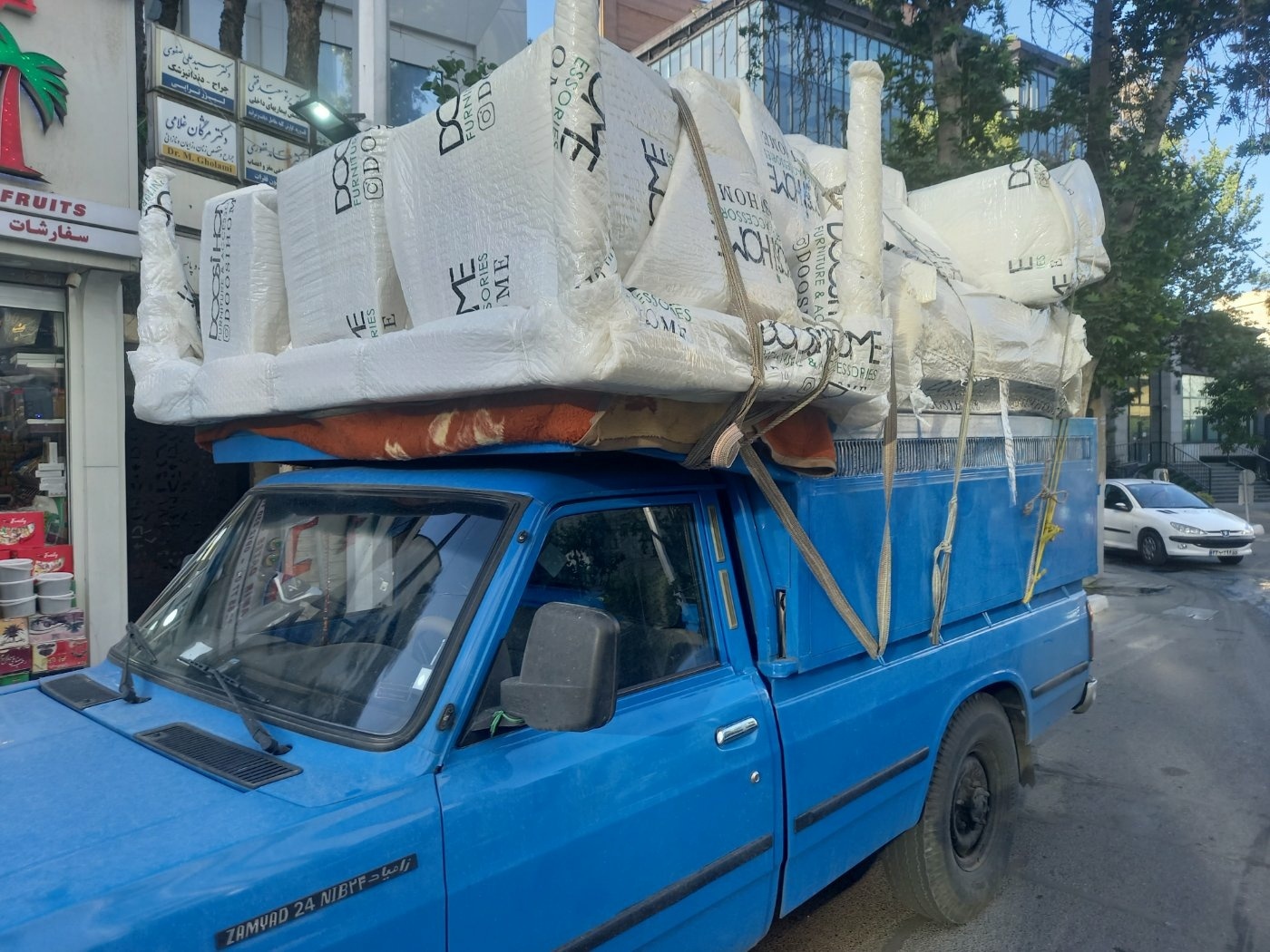 مراد نظری کن کبود