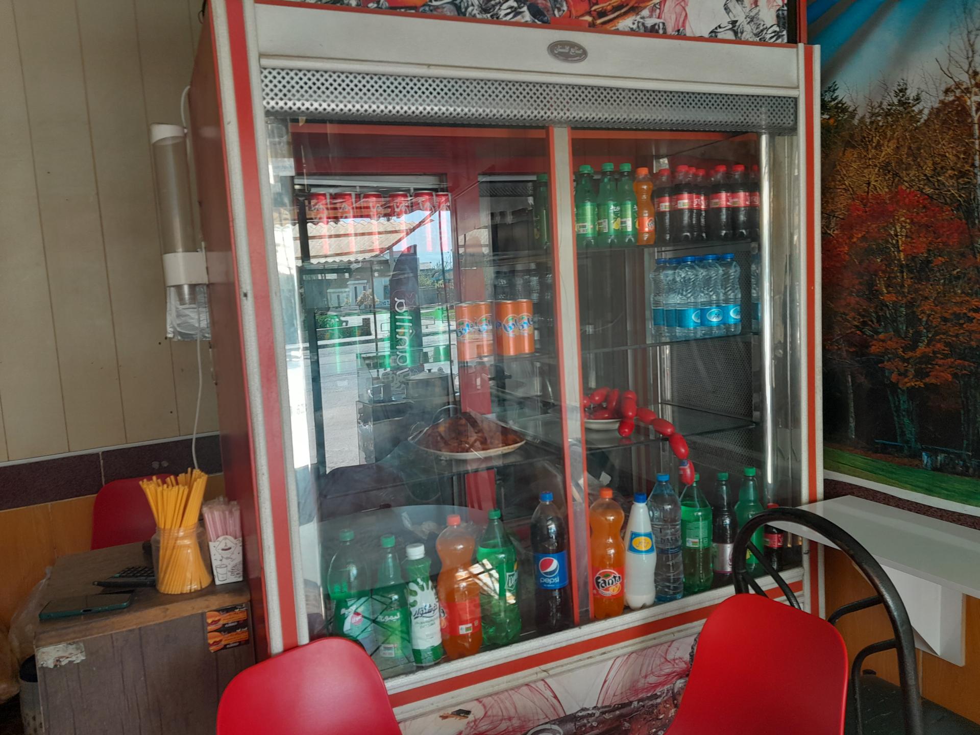 ساندویچی آویژه