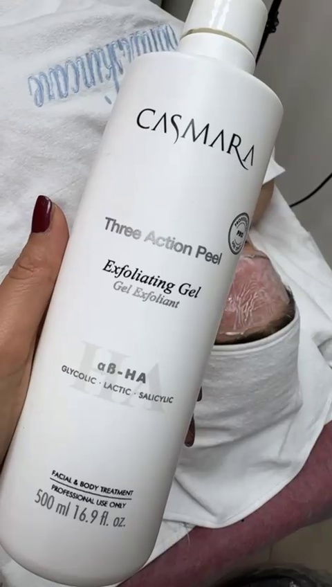 کلینیک لیزر موهای زائد دکتر نوری