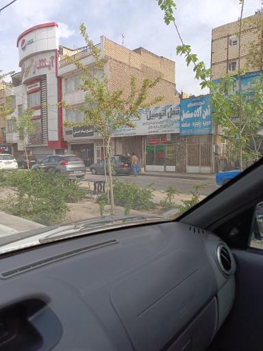 قفل اتومبیل رضا