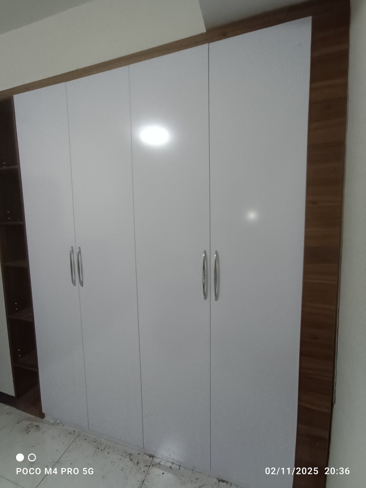 نجاری مینا صالح