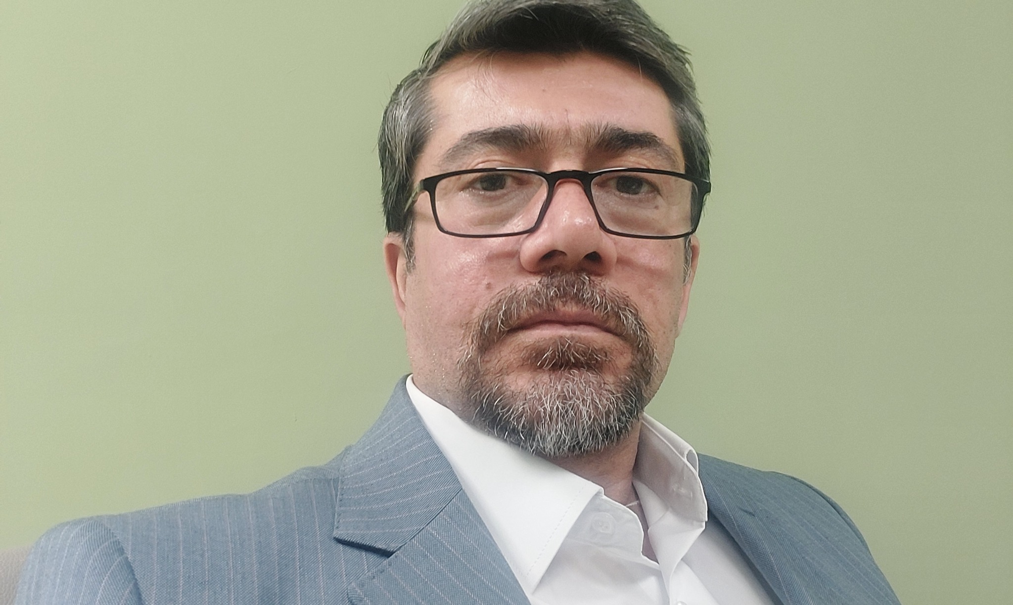 وکیل پایه یک دادگستری و مشاور حقوقی