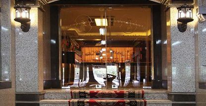 Kourosh Apartment Hotel