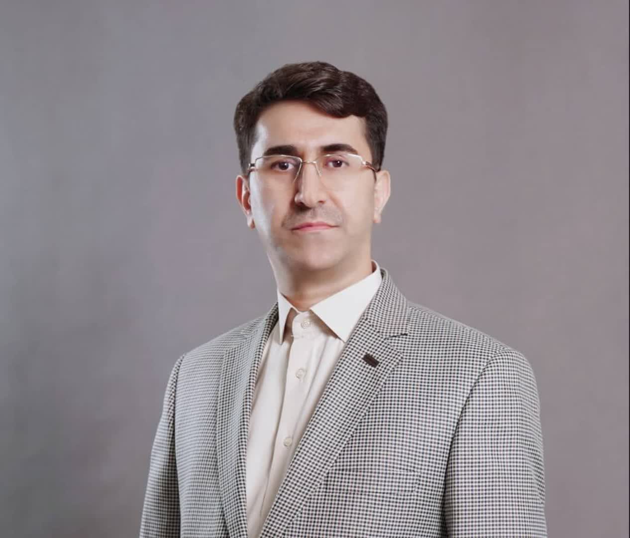 وکیل یونس کازرانی