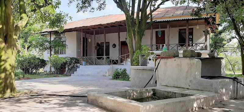 بومگردی و گردشگری قشنگه کلبه به مدیریت سجاد فتح الهی