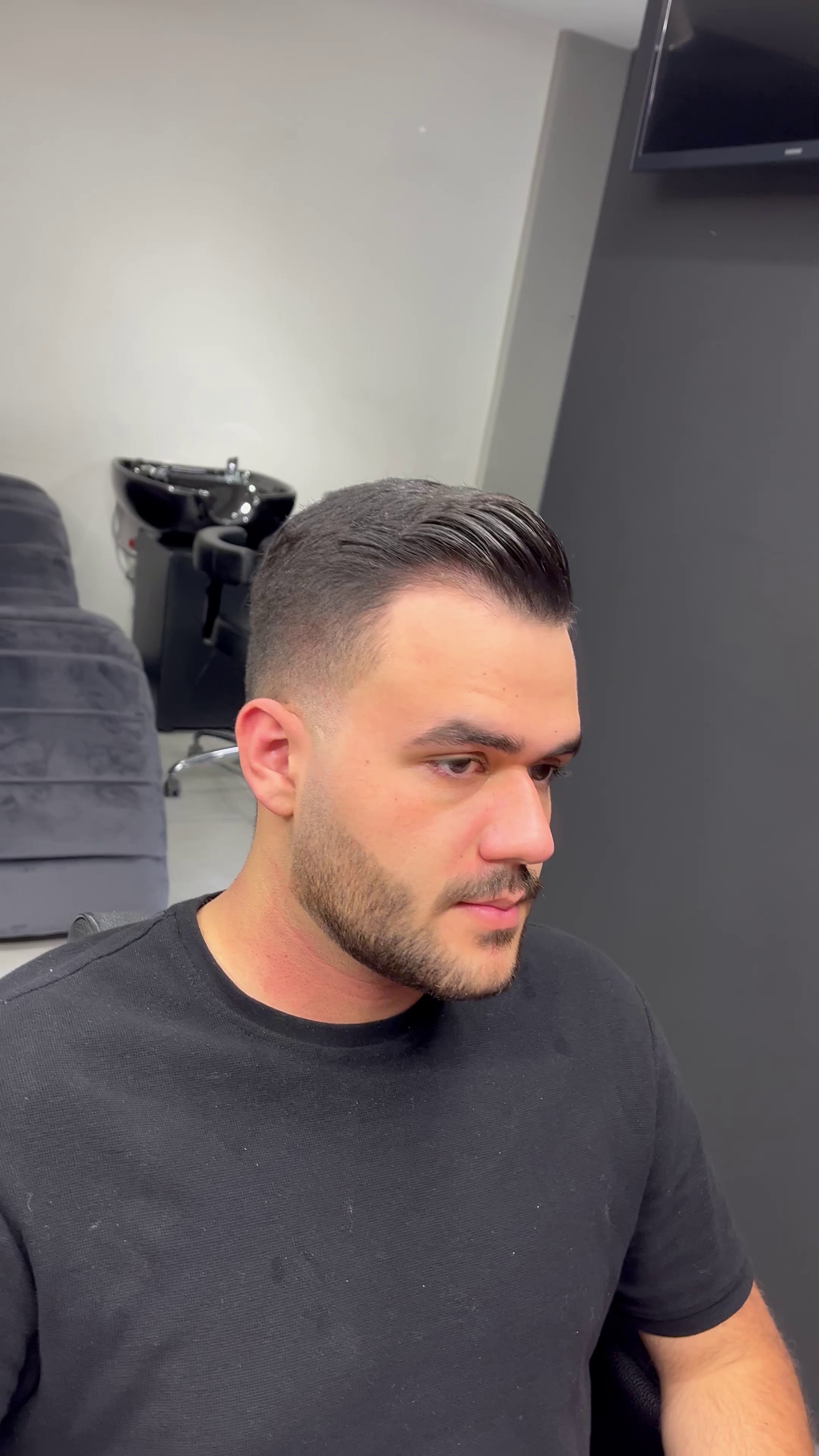 آرایشگاه مردانه محمد خلوصی