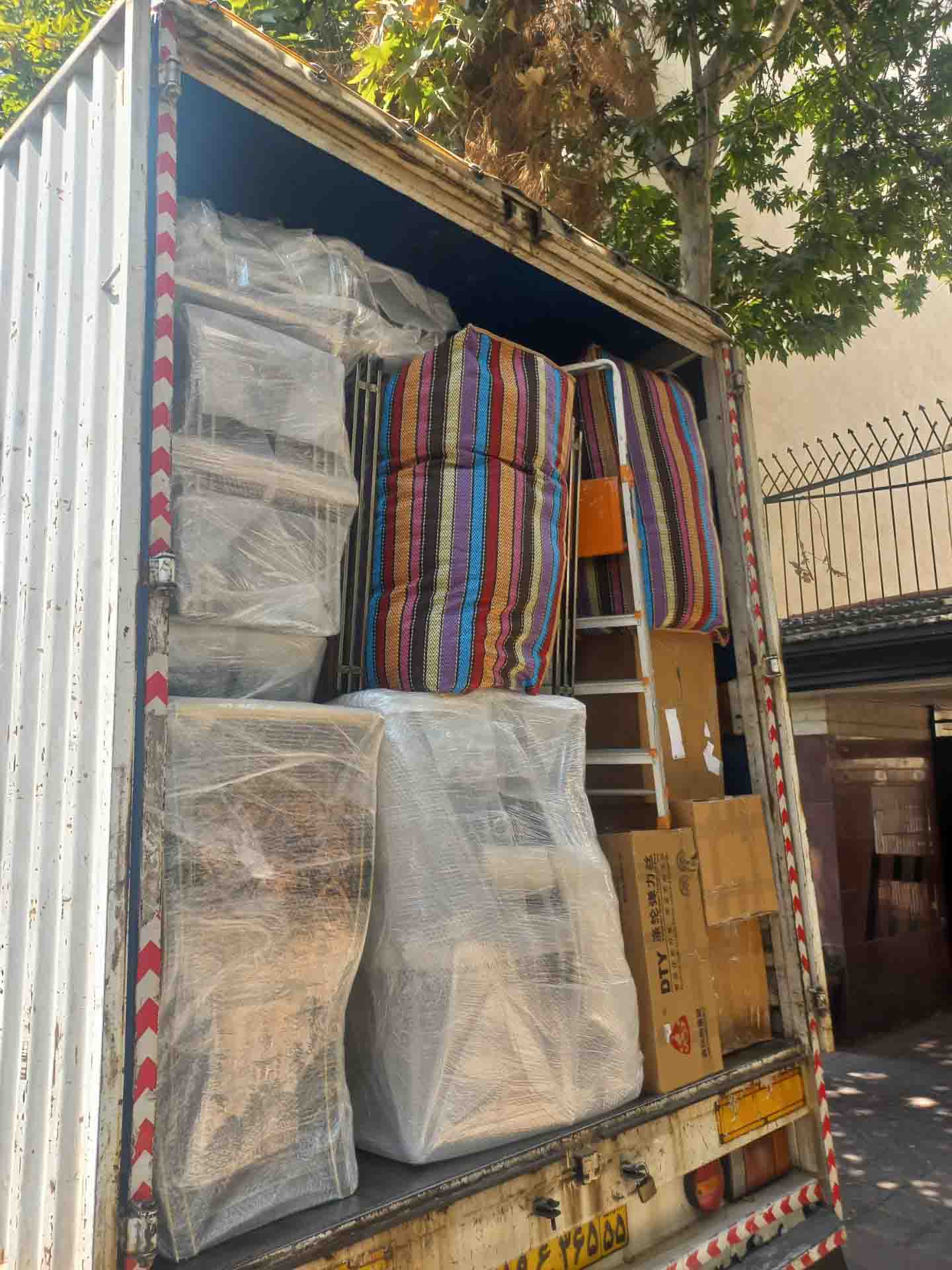 بسته بندی تخصصی و حمل بار داخلی اندیشه