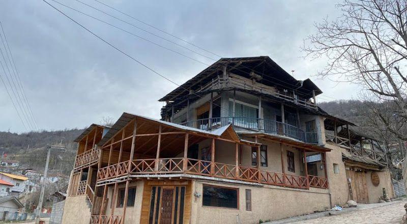 اقامتگاه بومگردی ایرانمنش