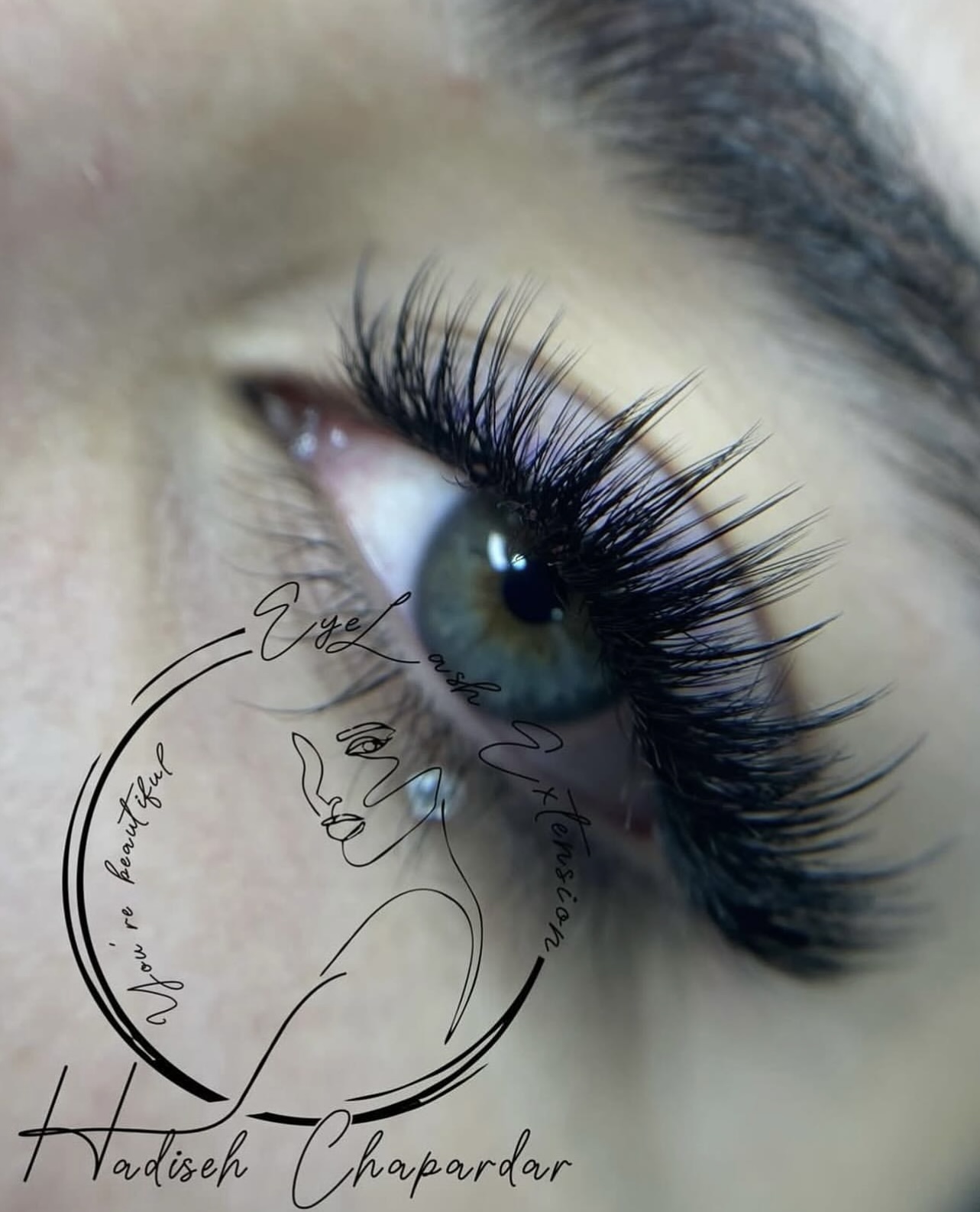 مرکز تخصصی کاشت مژه و ناخن حدیث