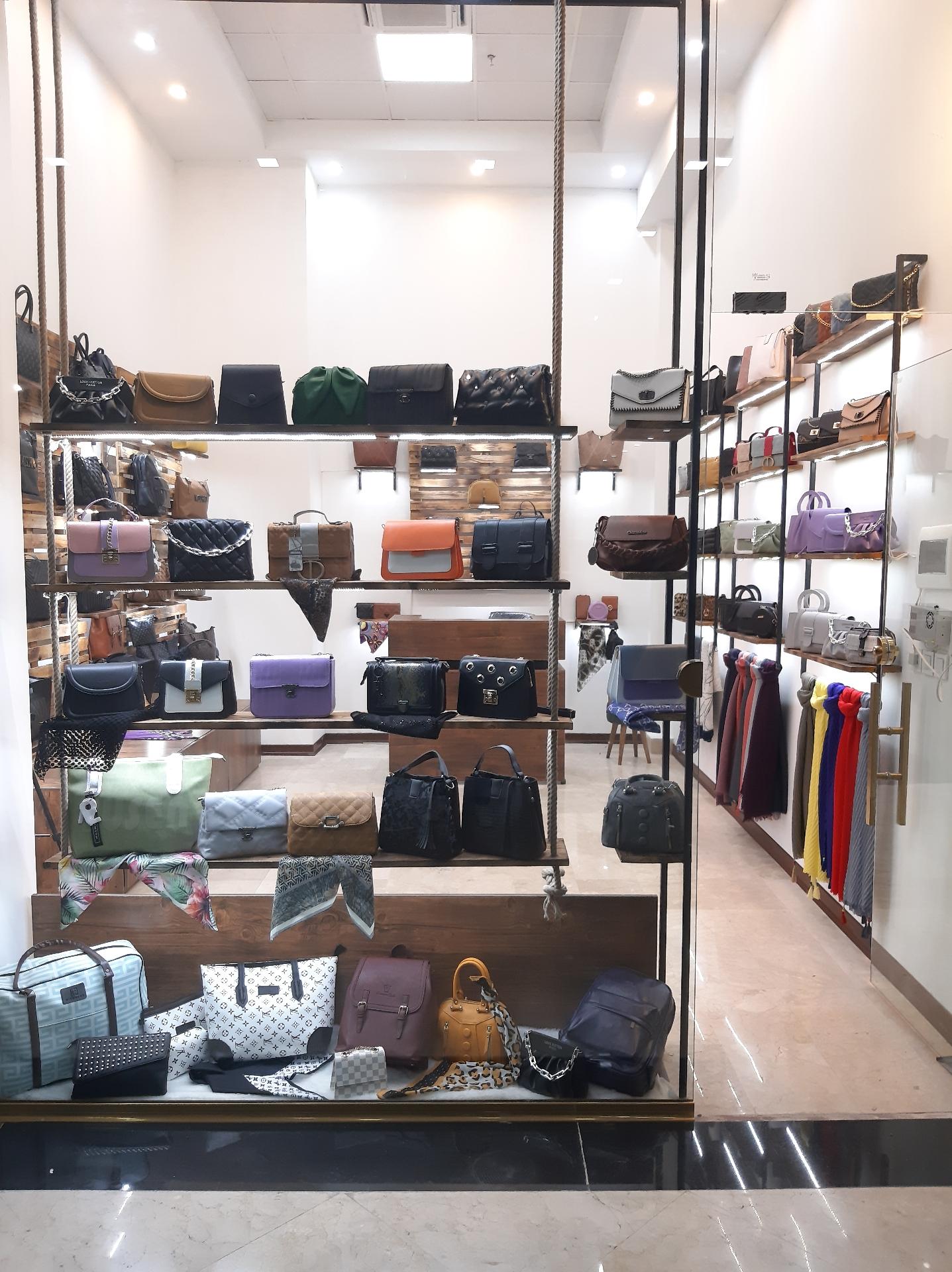 کیف و کفش ملینا
