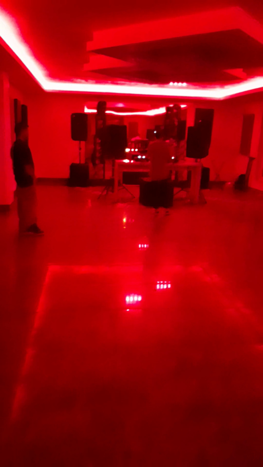 نورپردازی صفرتا صد مجالس ومهمانی ها