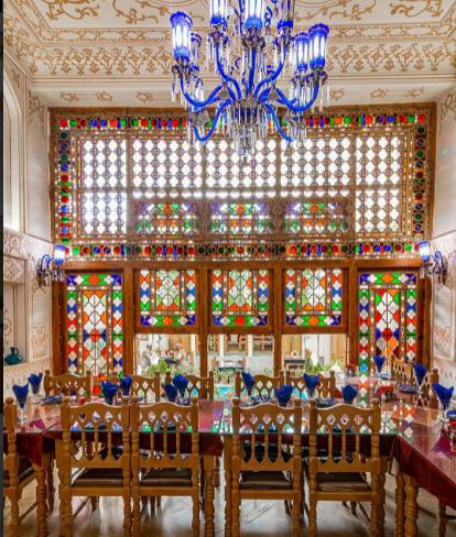 کافه رستوران خانه تاریخی همدم السلطنه