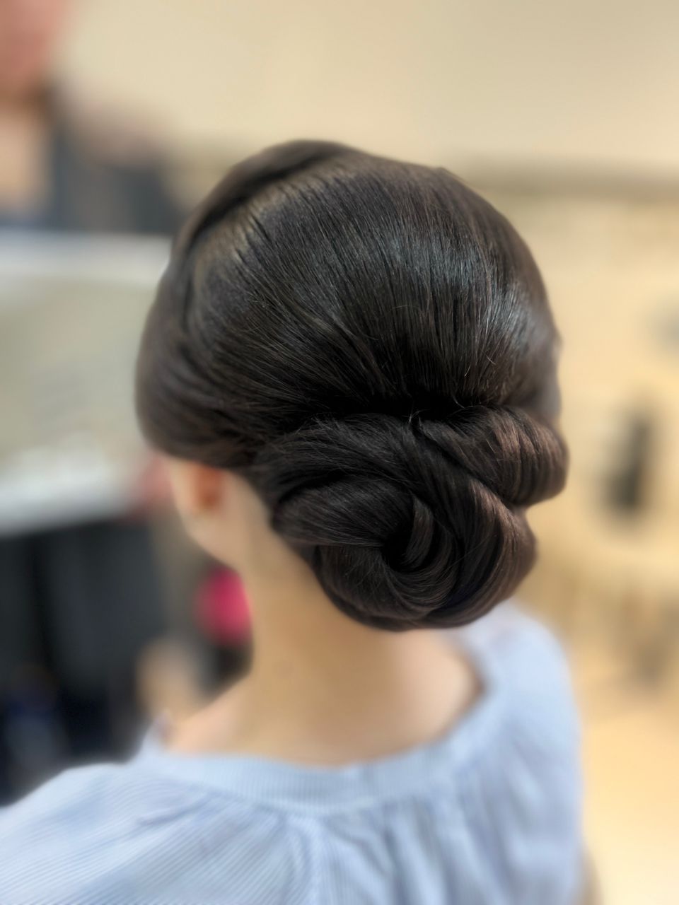 سالن زیبایی فریبا هاشمی ( نقره سابق )