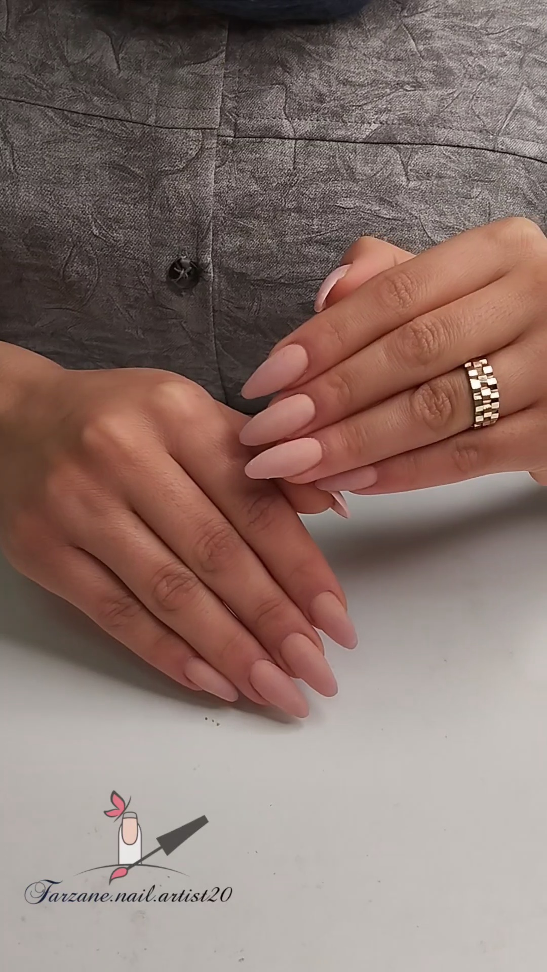 خدمات تخصصی ناخن فرزانه