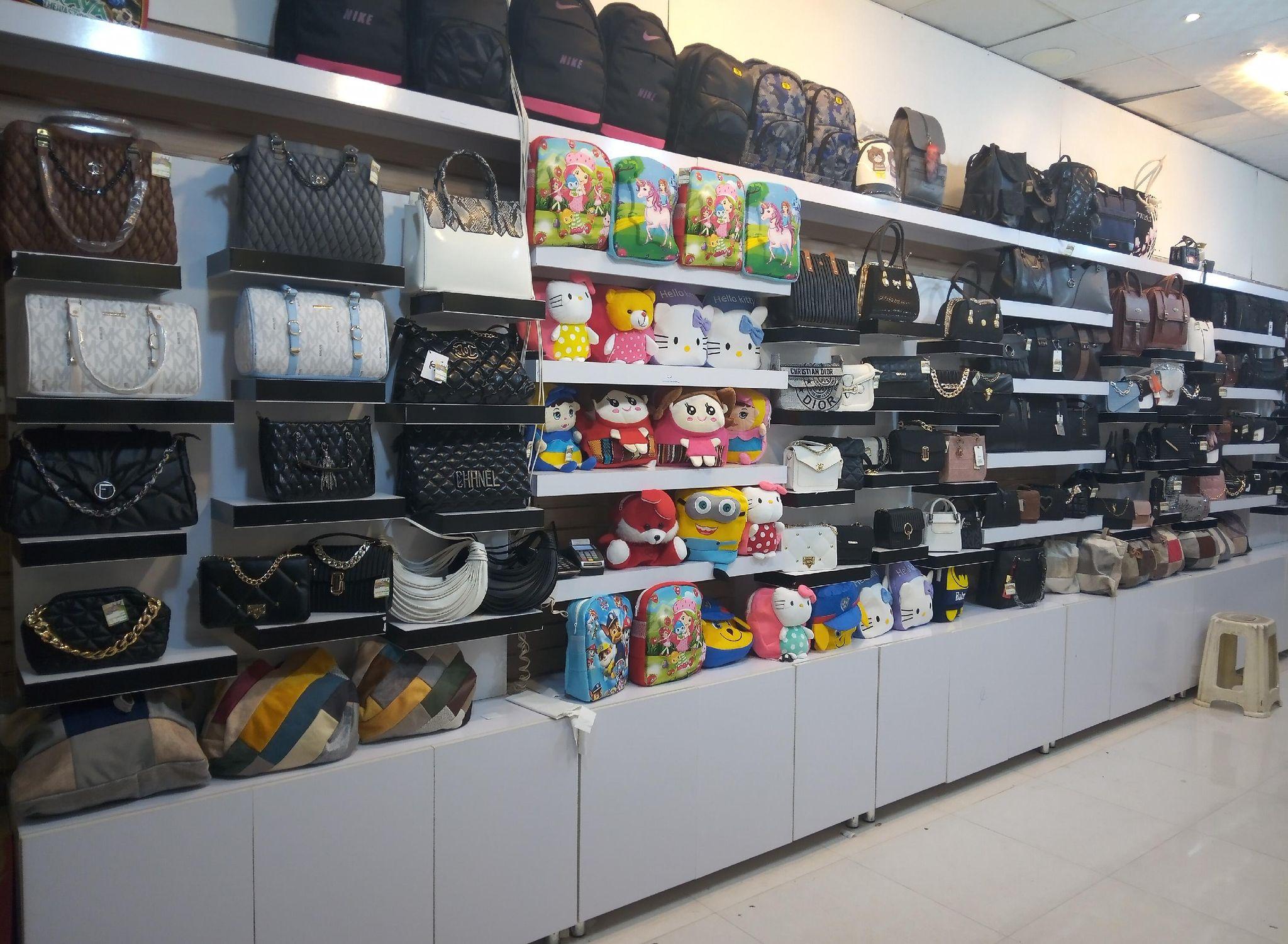 کیف و کفش شادی