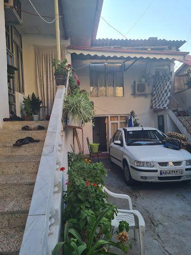 سوئیت شرق پور