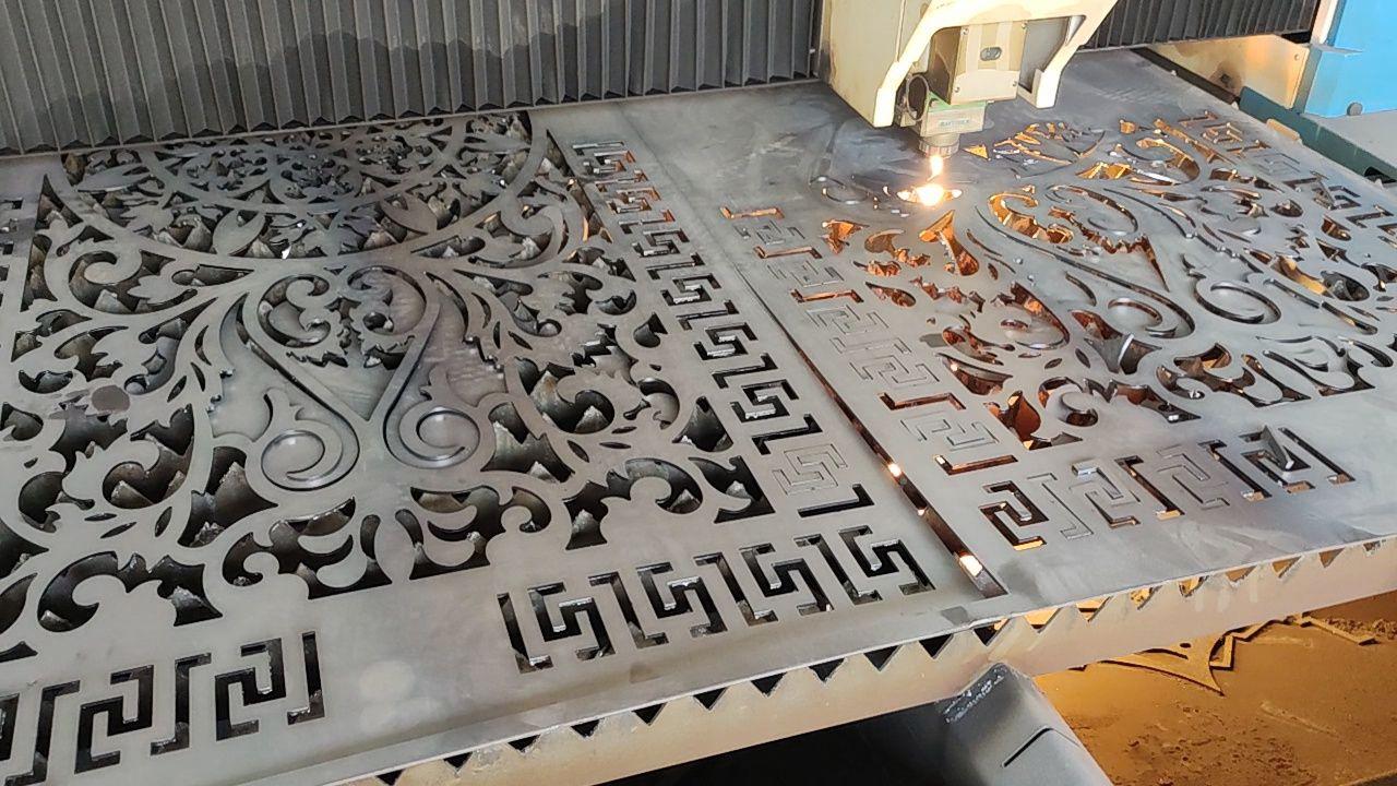 خدمات تخصصی برش فلزات روزگار