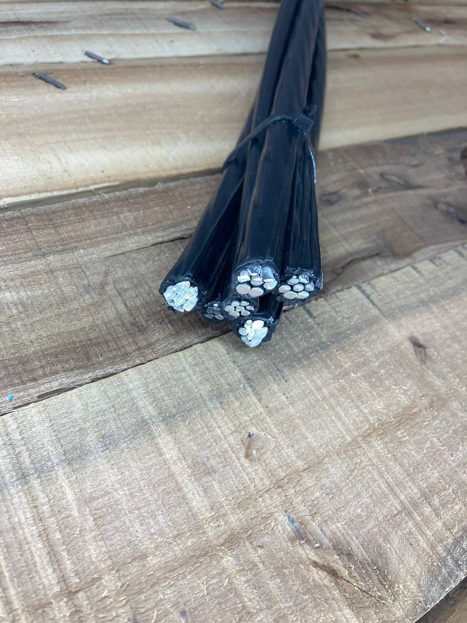 نیرو کابل سپهر