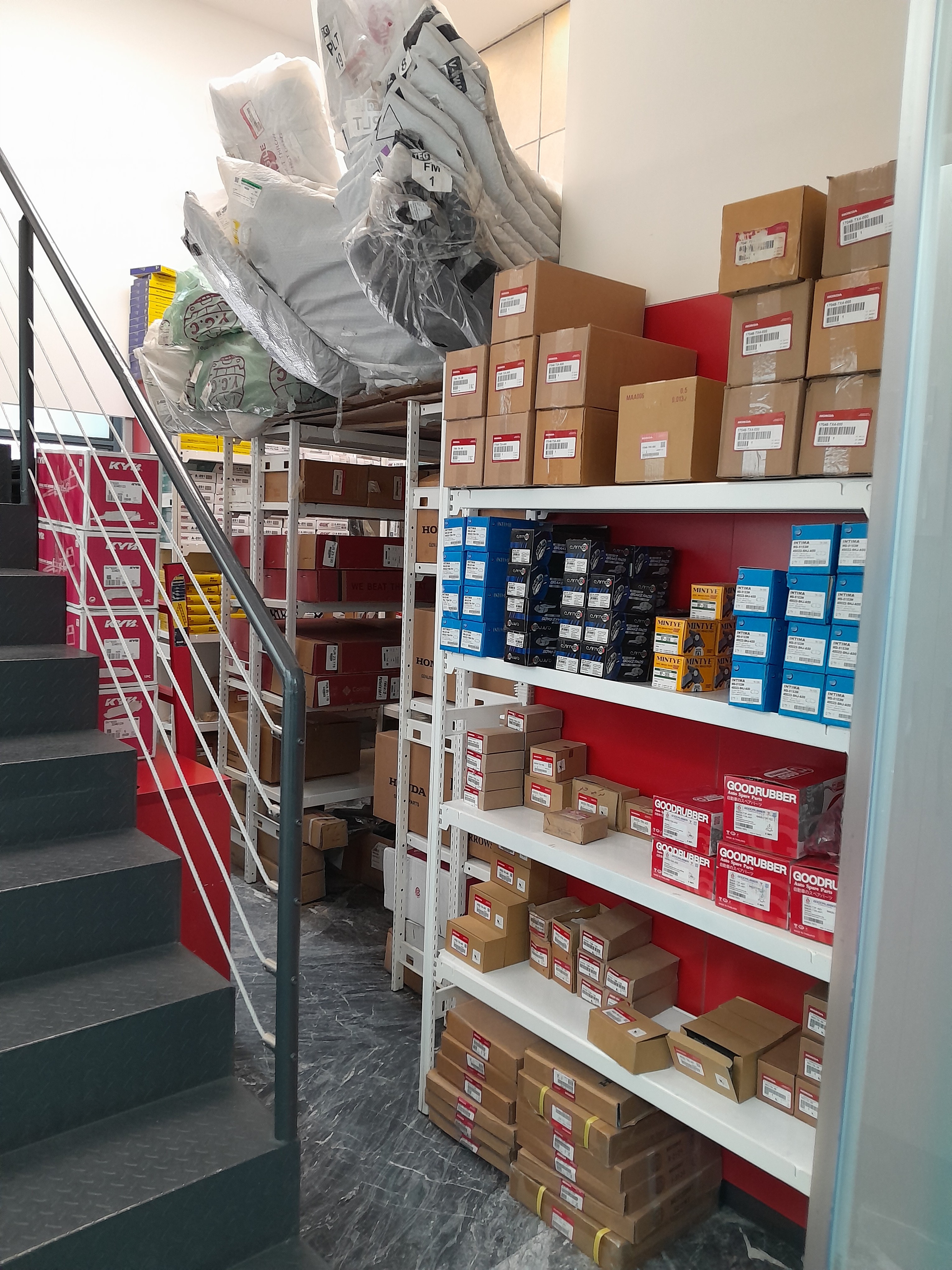 فروشگاه شماره یدک (هوندا.تویوتا.لکسوس)