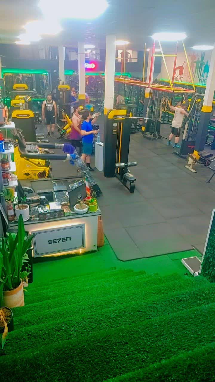 باشگاه سون (seven gym)