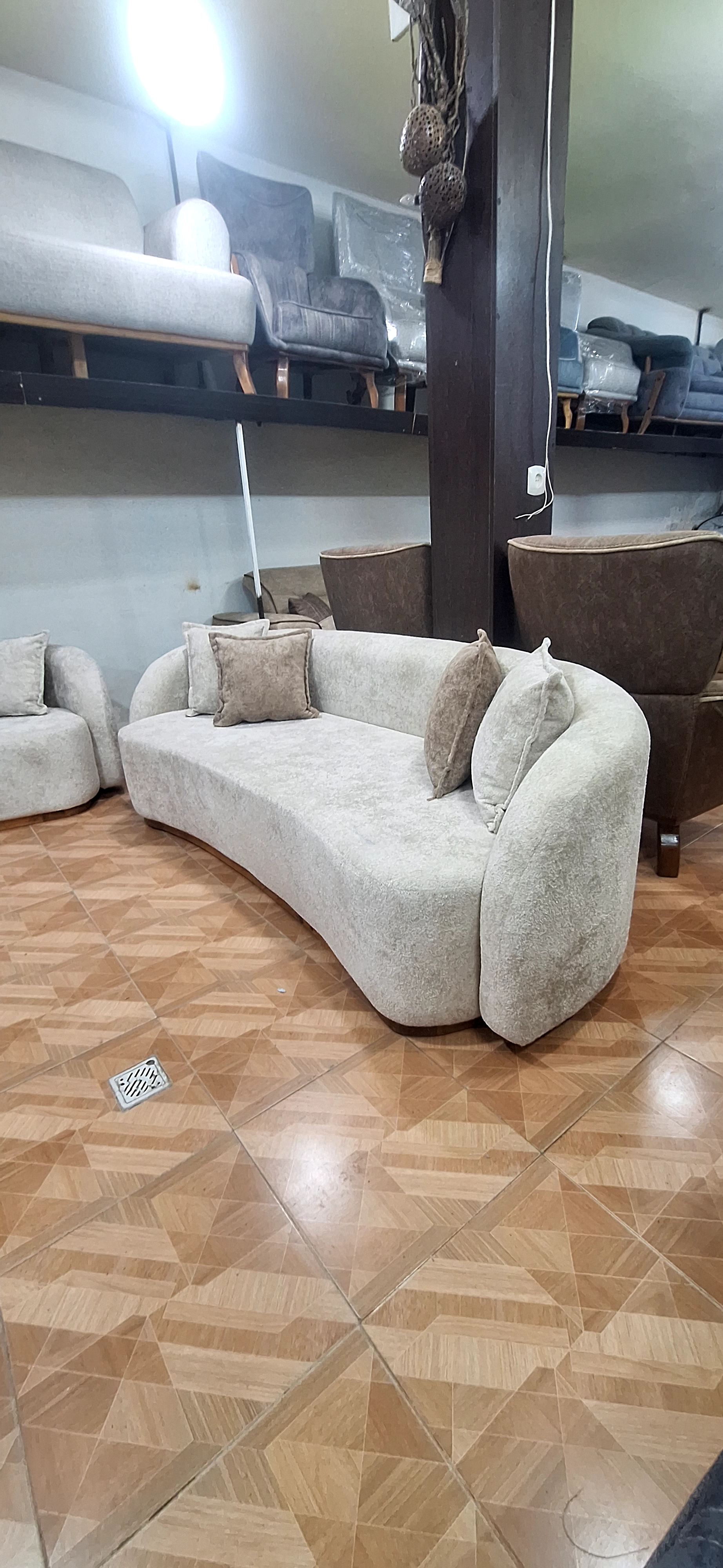 مبل پویا