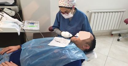 کلینیک دندانپزشکی و زیبایی دکتر ملک