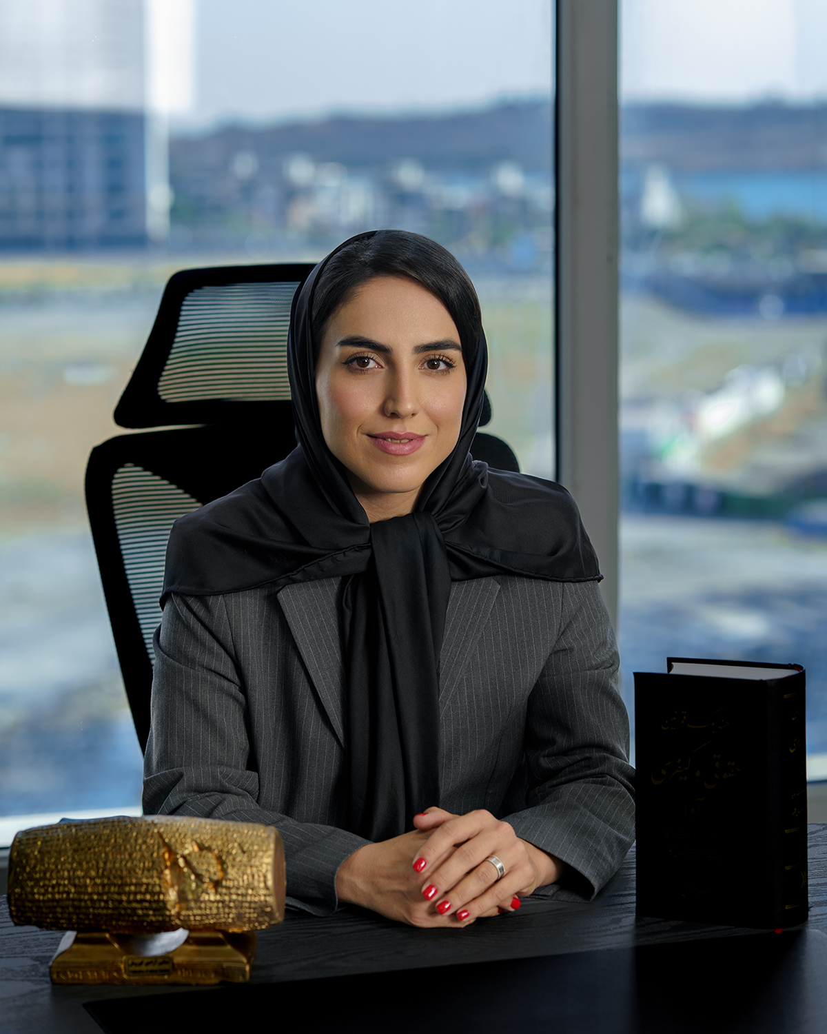وکیل پایه یک دادگستری منصوری