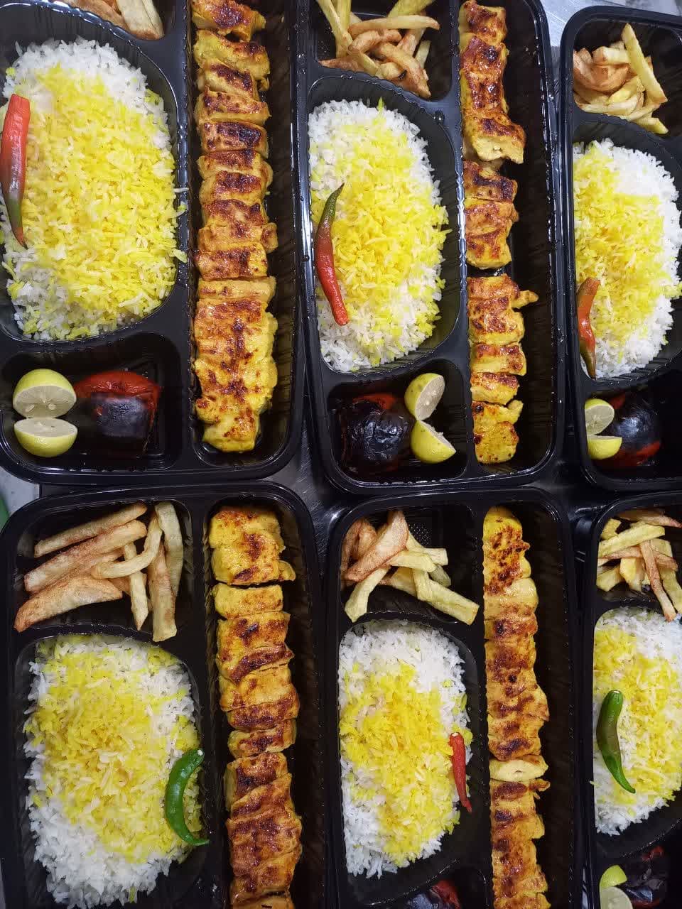 تهیه غذای شرکتی آنیسا